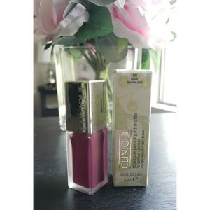 Clinique Liquid Matte Lipstick Black Licorice